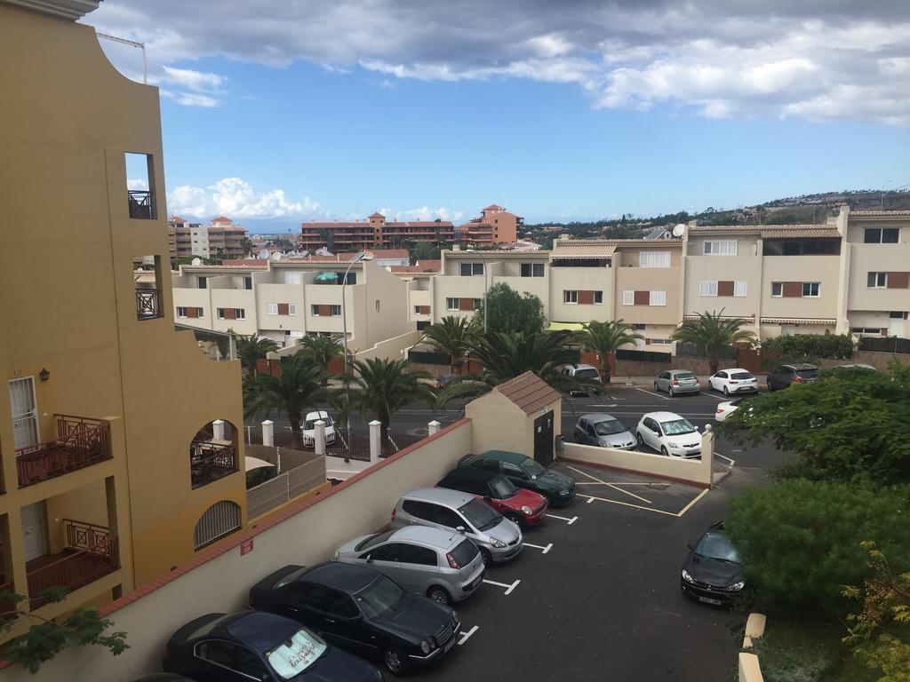 Tropic Apartments En Castle Harbour Los Cristianos  Bagian luar foto