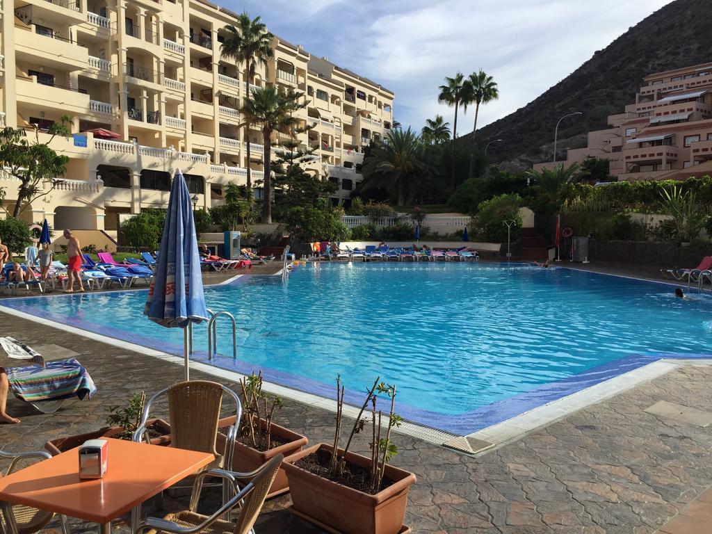 Tropic Apartments En Castle Harbour Los Cristianos  Bagian luar foto