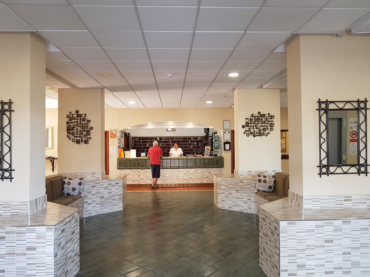 Tropic Apartments En Castle Harbour Los Cristianos  Bagian luar foto
