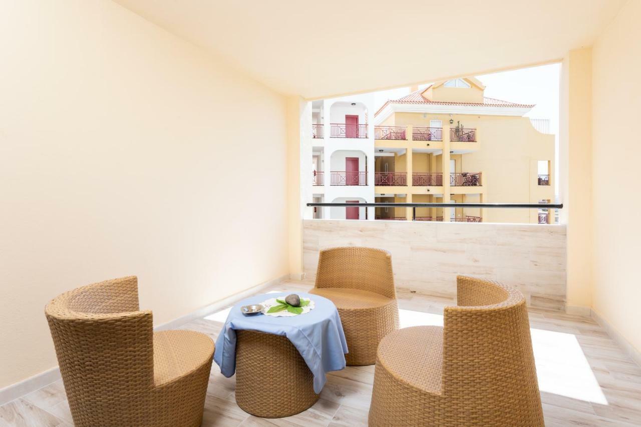 Tropic Apartments En Castle Harbour Los Cristianos  Bagian luar foto