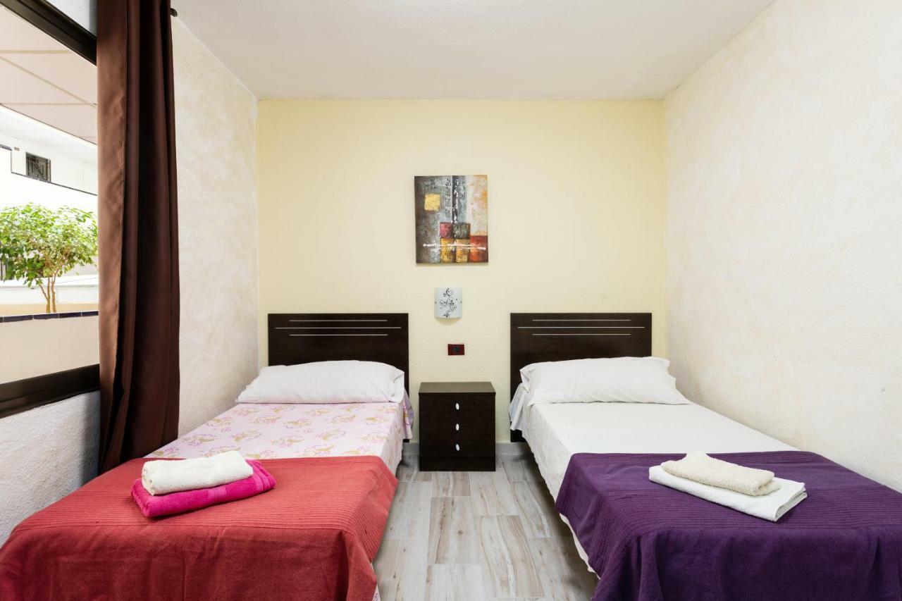 Tropic Apartments En Castle Harbour Los Cristianos  Bagian luar foto