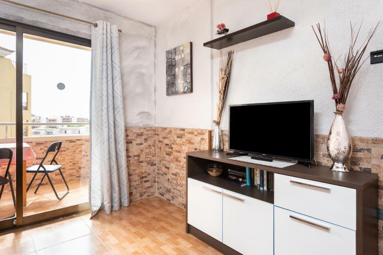 Tropic Apartments En Castle Harbour Los Cristianos  Bagian luar foto